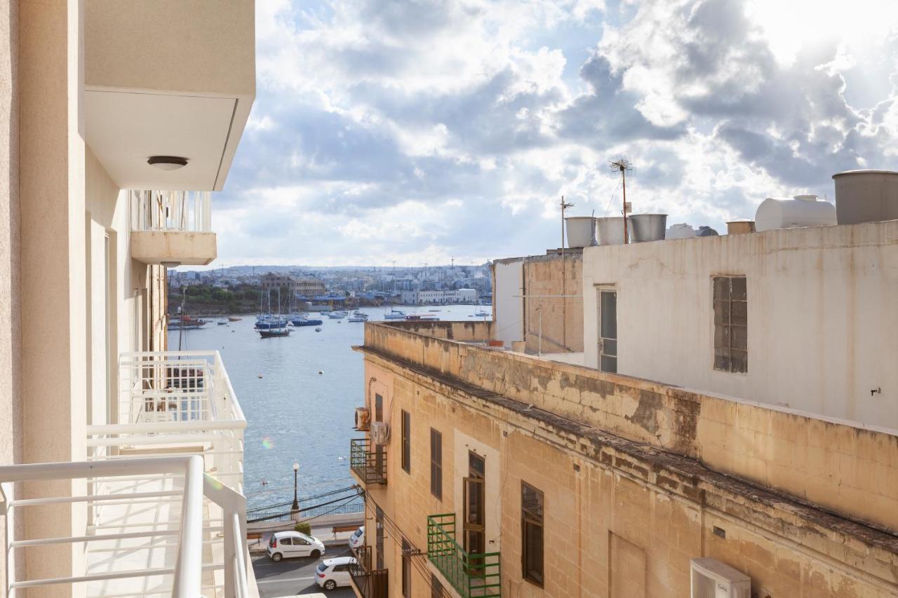 Seaside View Close To Sliema Ferries By Jl Экстерьер фото