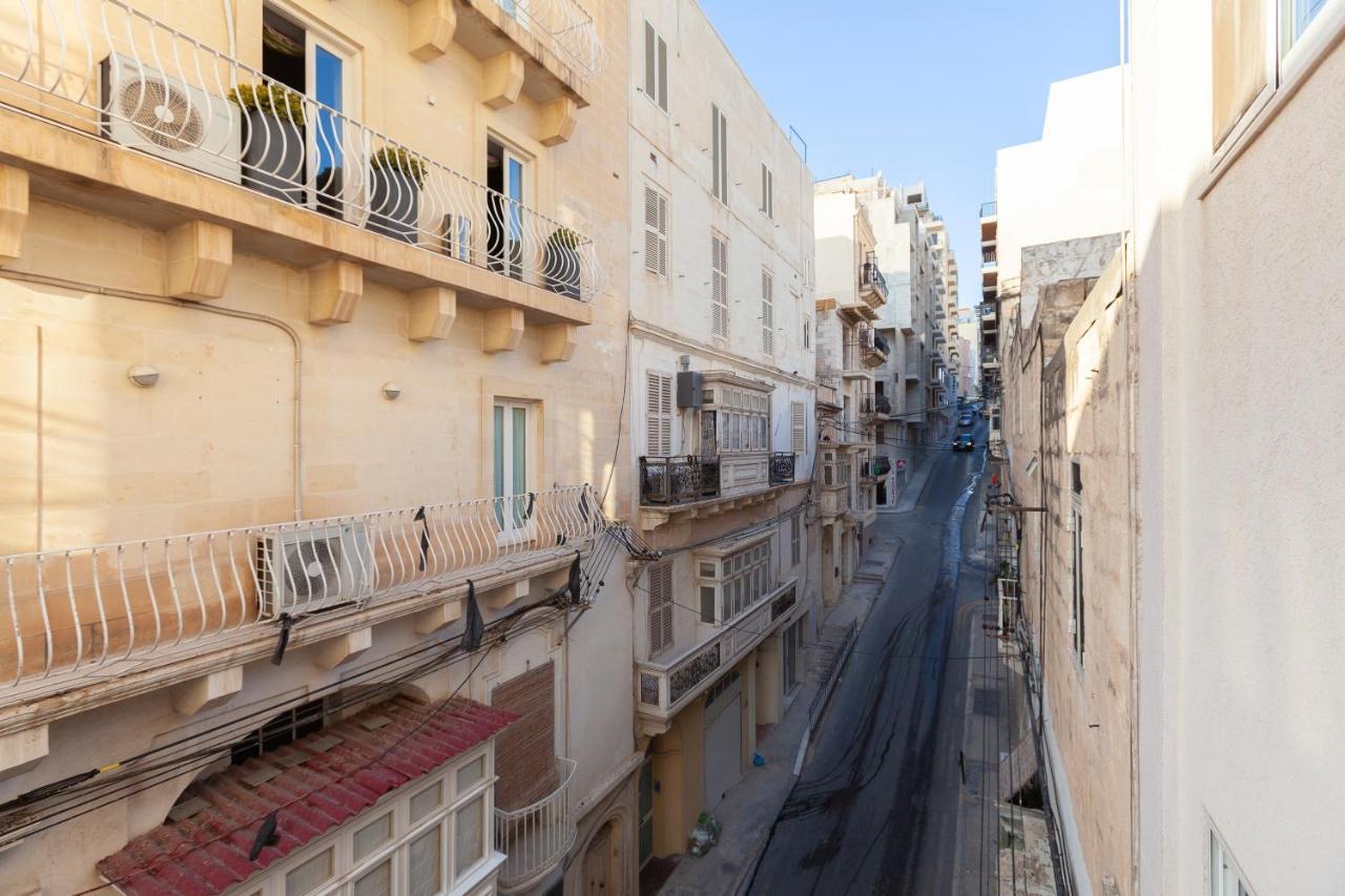 Seaside View Close To Sliema Ferries By Jl Экстерьер фото